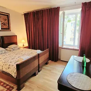 Apartament Balladyny7 Art Deco Swiatlowod, Warszawa